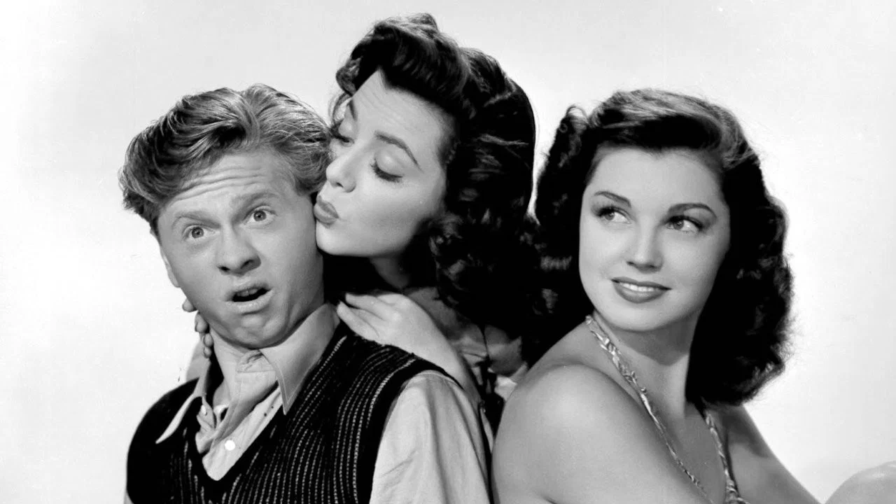 Andy Hardy's Double Life - 剧照