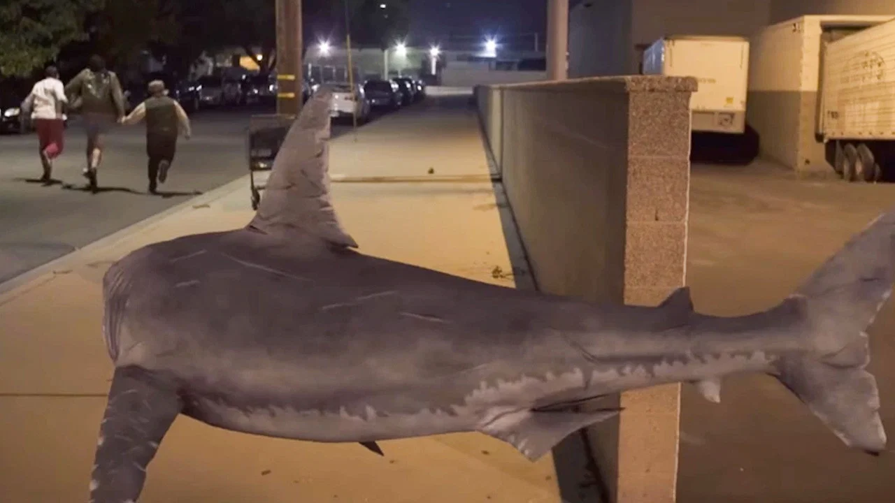 Bad CGI Sharks - 剧照