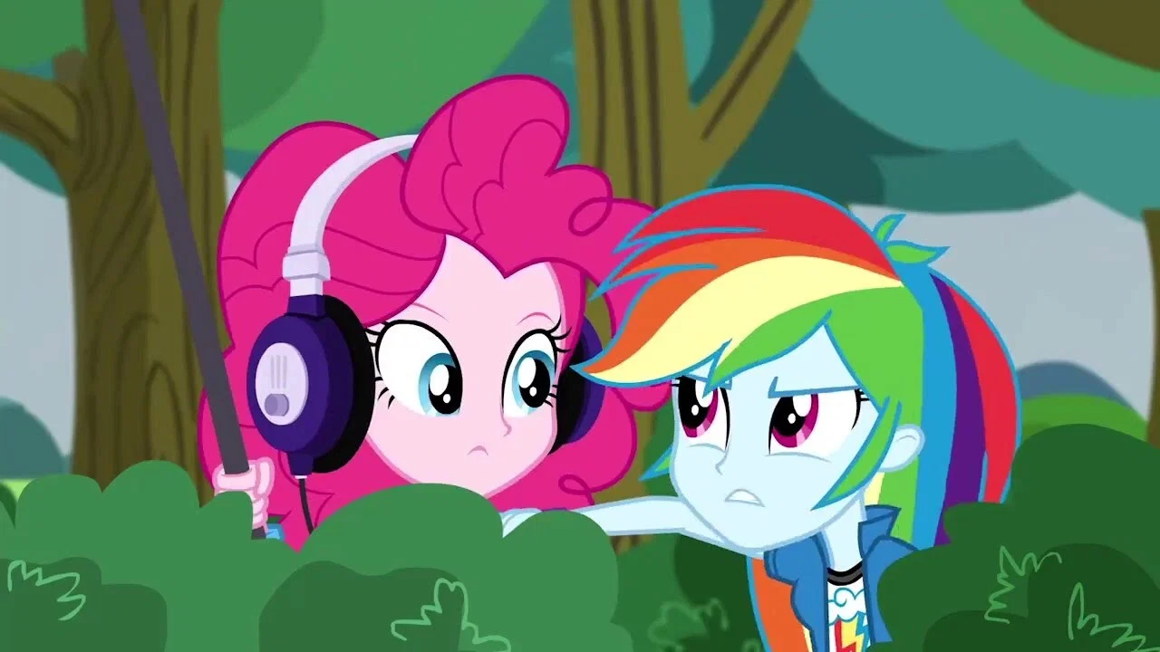 Pinkie Spy - 剧照