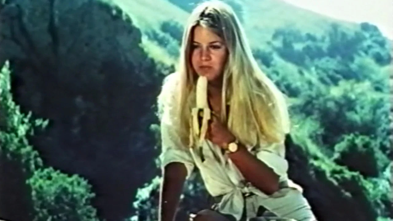 Mistress of the Apes - 剧照