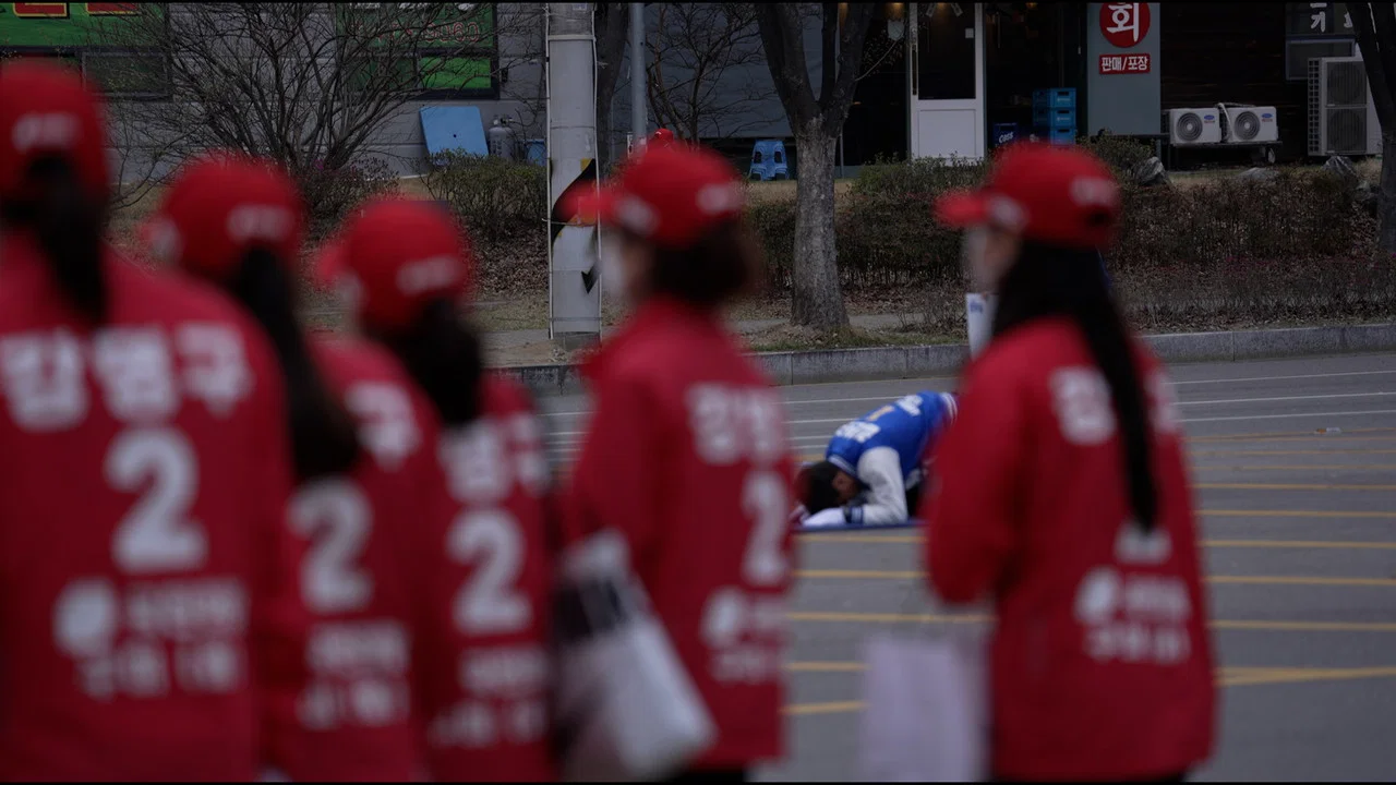 빨간 나라를 보았니? - 剧照