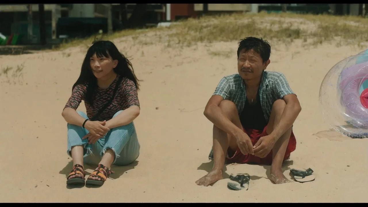 睡觉时眼睛睁开 - 剧照