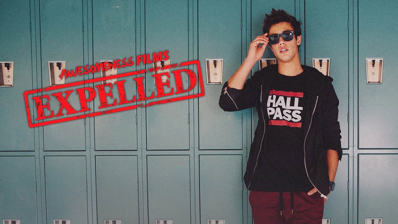 Expelled - 剧照