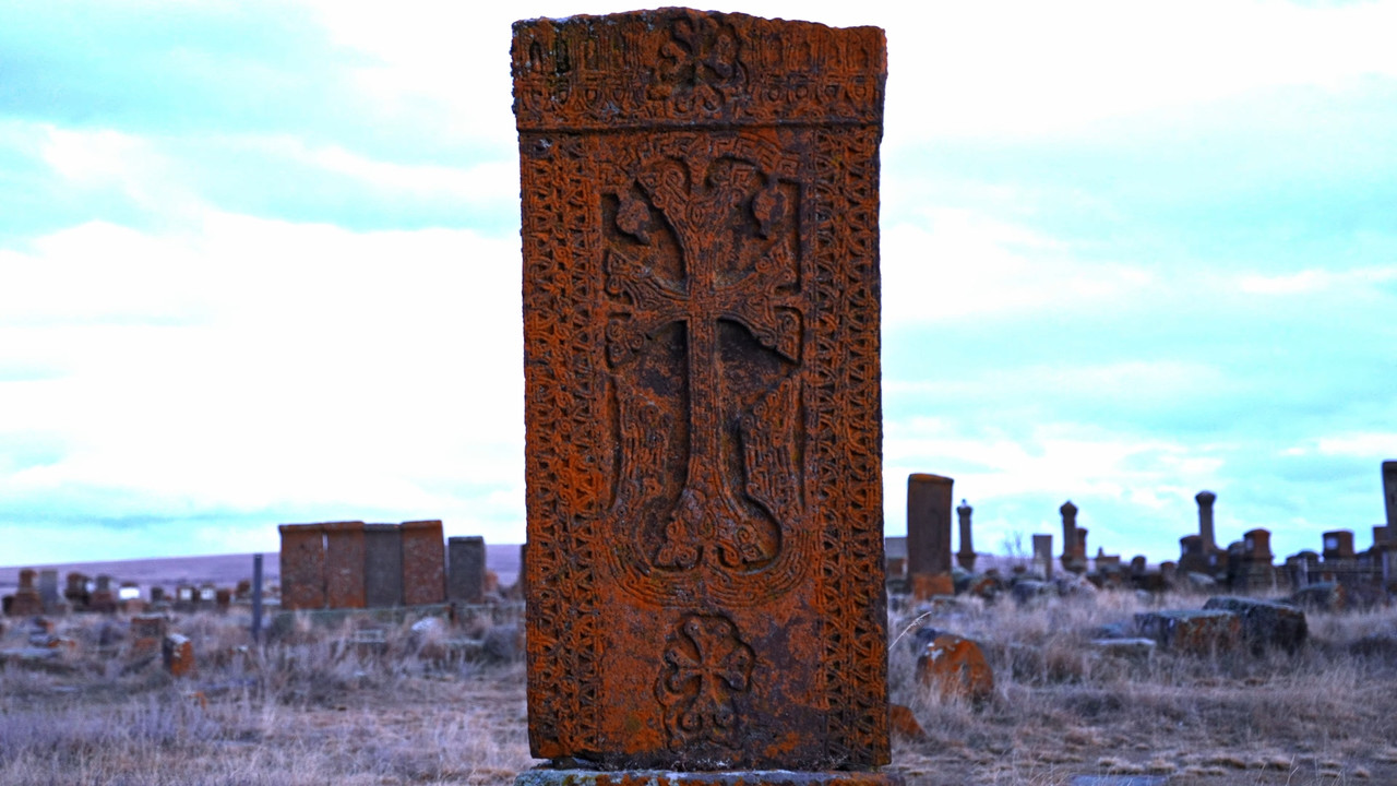 Մահարձան - 剧照