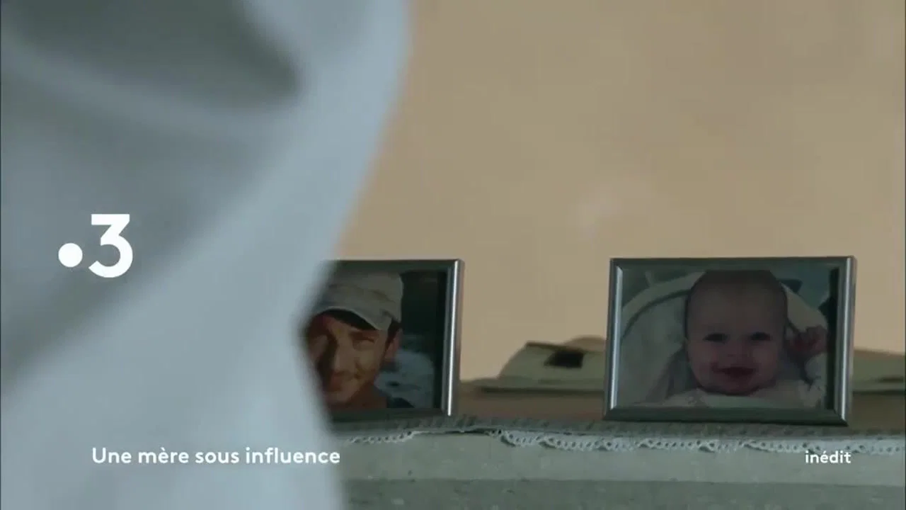 Une m&egrave;re sous influence - 剧照