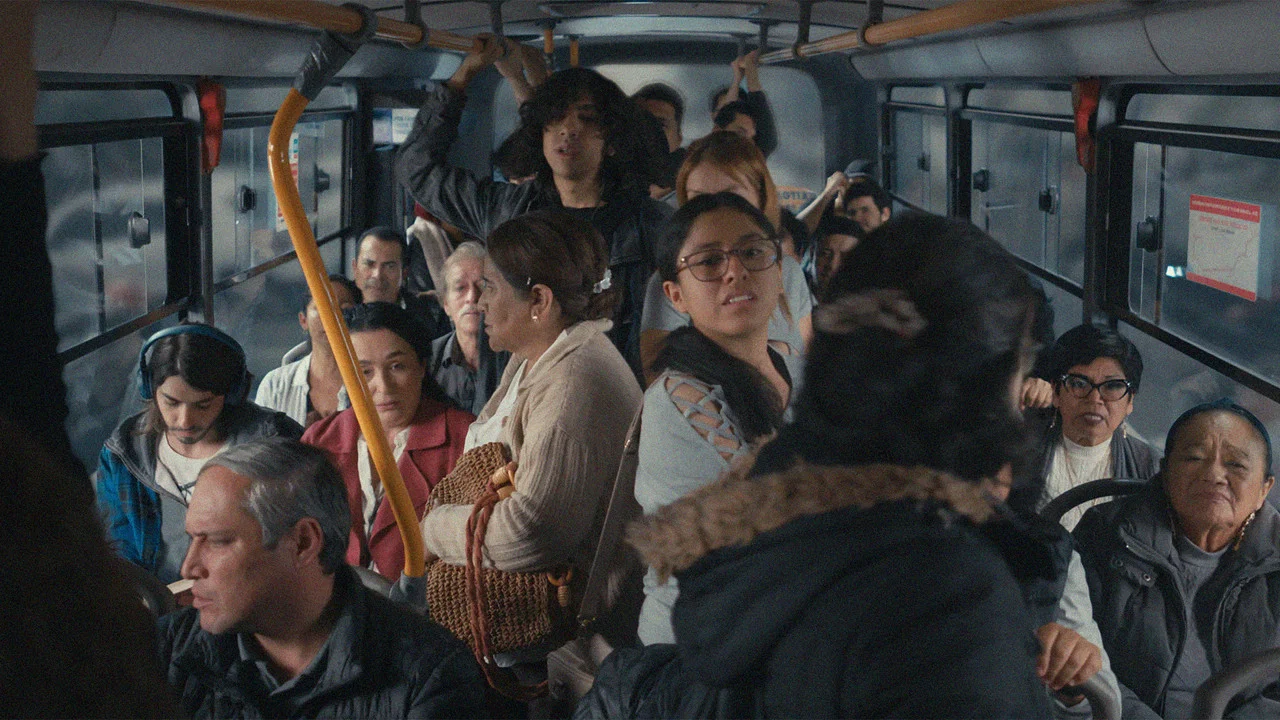 Bus - 剧照
