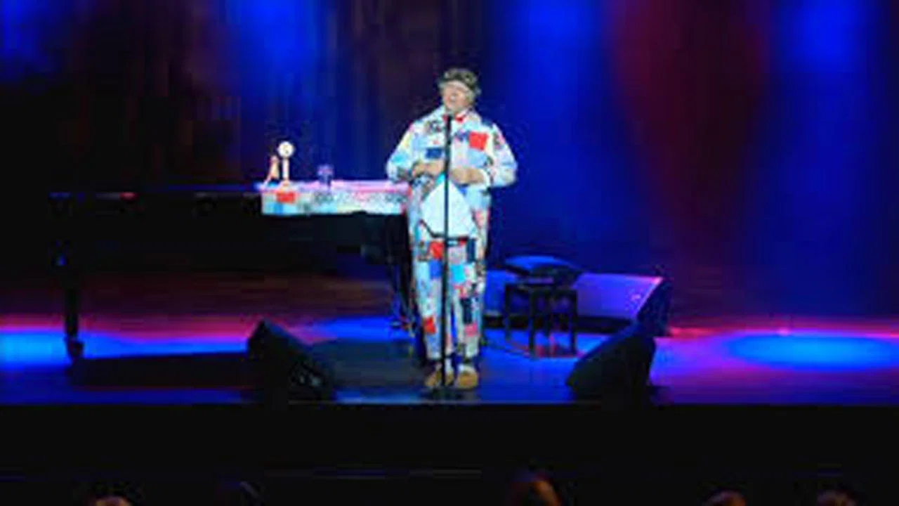 Roy Chubby Brown - 50 Shades Of Brown - 剧照