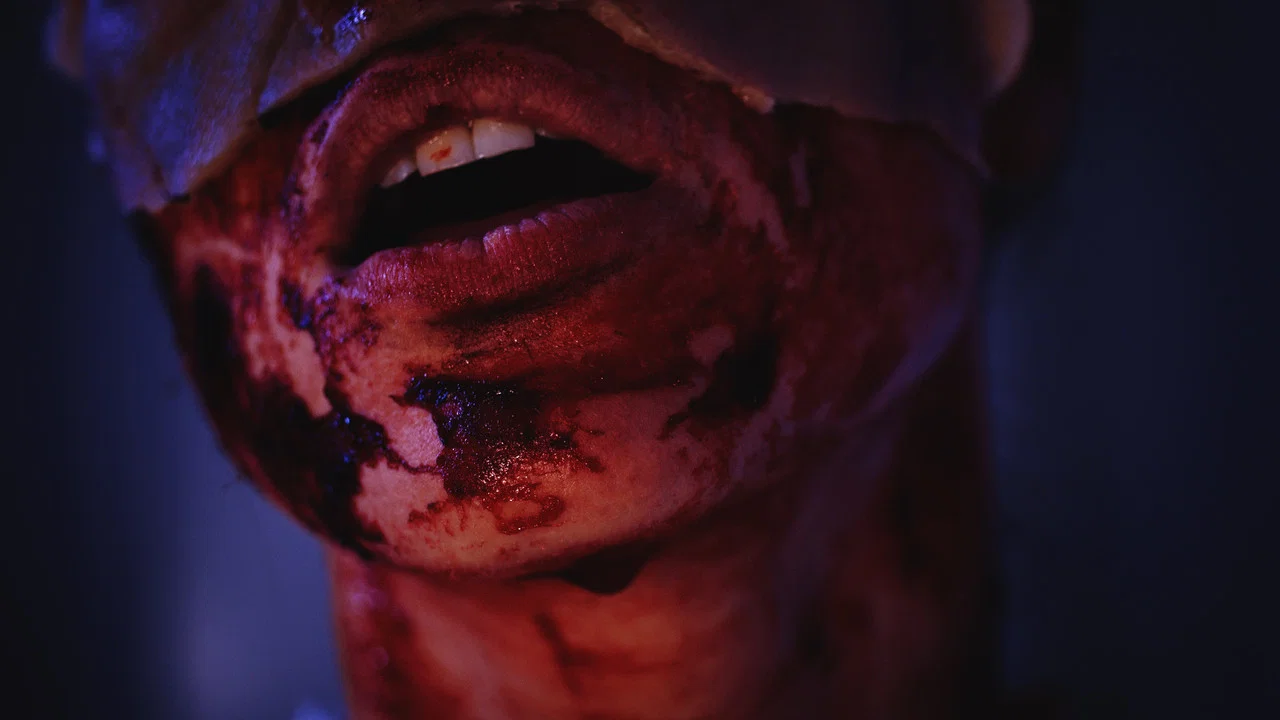 Skin Deep - 剧照