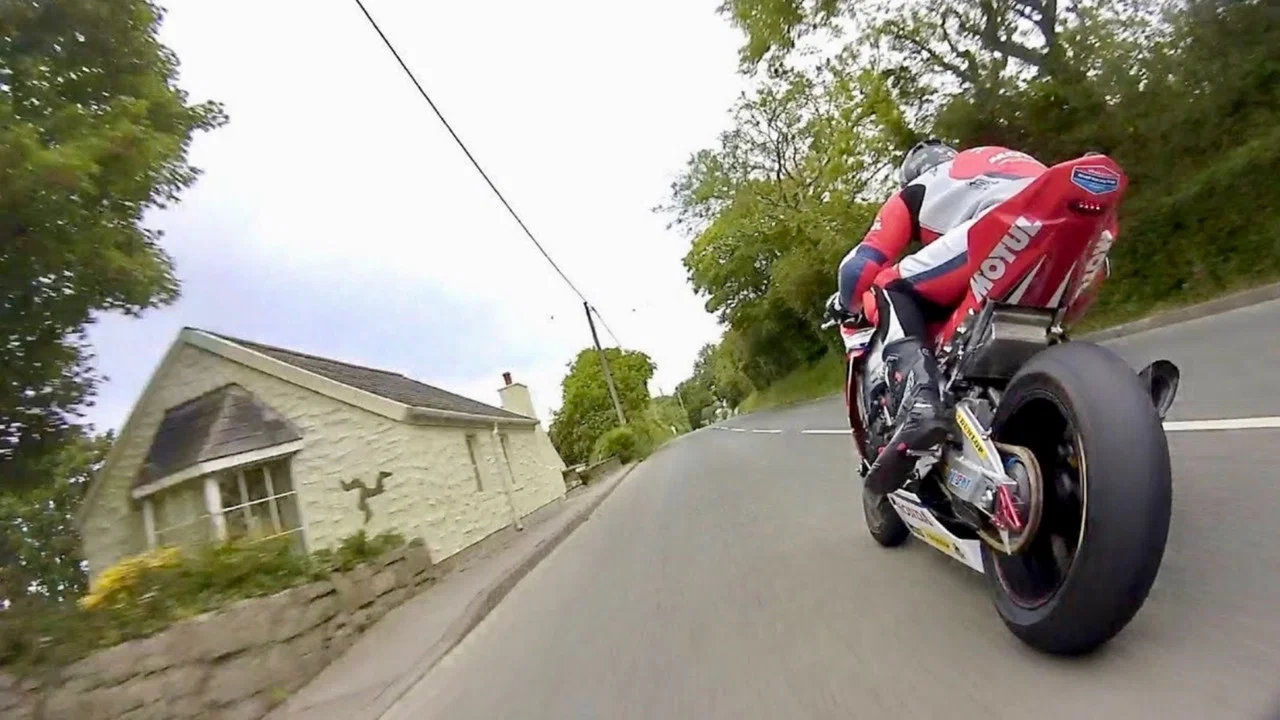 Isle of Man Tourist Trophy 2013, The TT Experience - 剧照