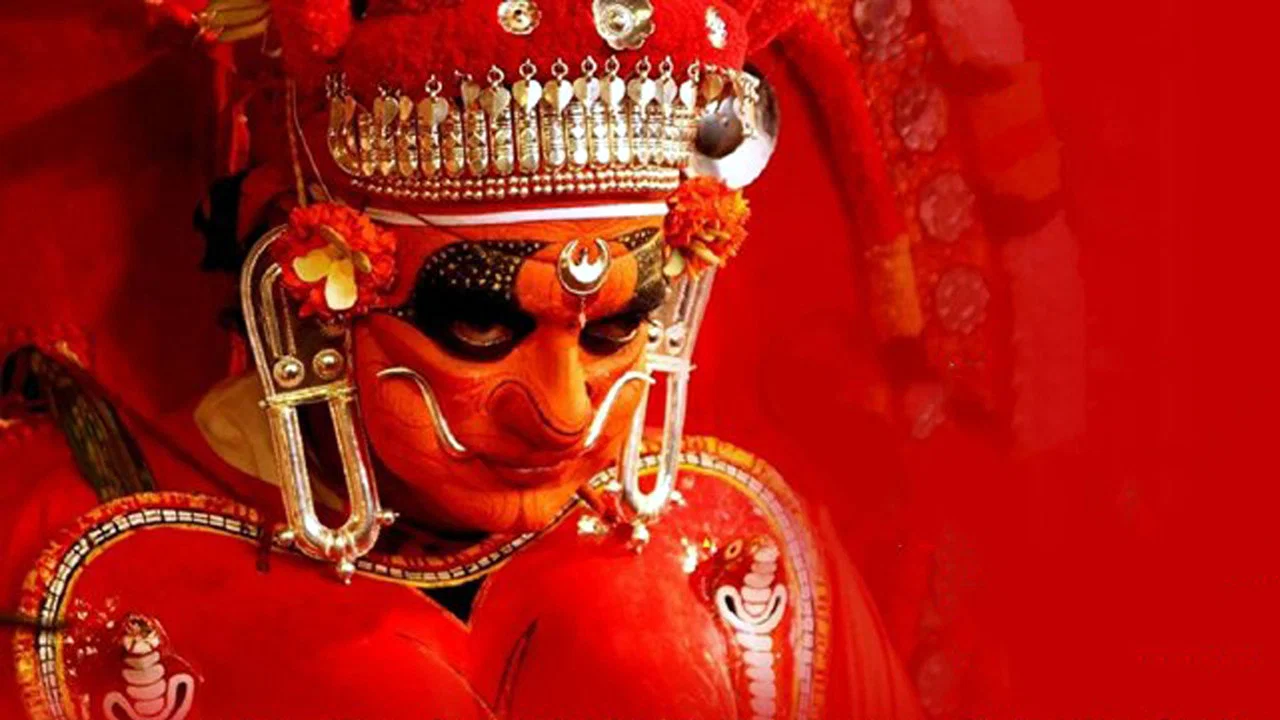 പാതി: The Half - 剧照