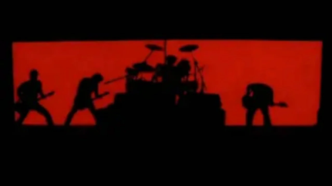 Foo Fighters - Everywhere But Home - 剧照