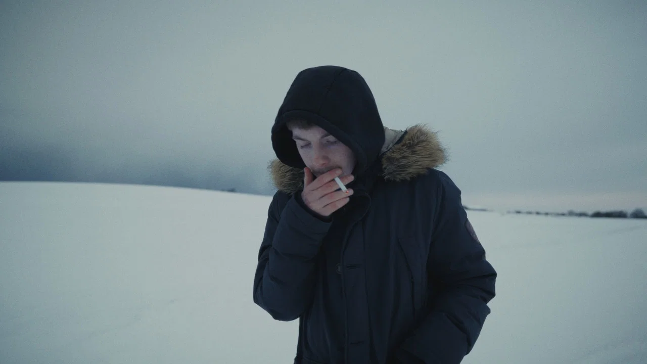 R&oslash;ykende Gravplass - 剧照