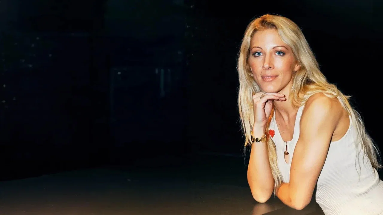 Loana Story : Le destin bris&eacute; d'une ic&ocirc;ne - 剧照