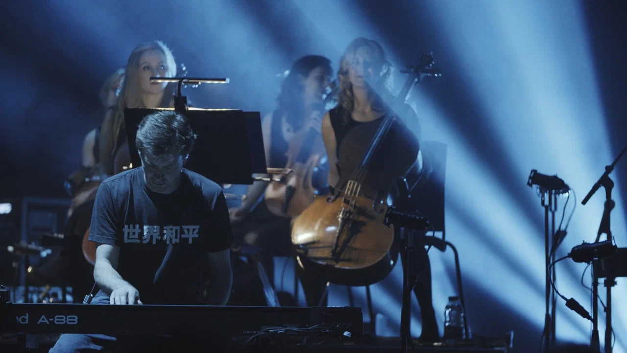 Sasha : re-Fracted : Live - 剧照