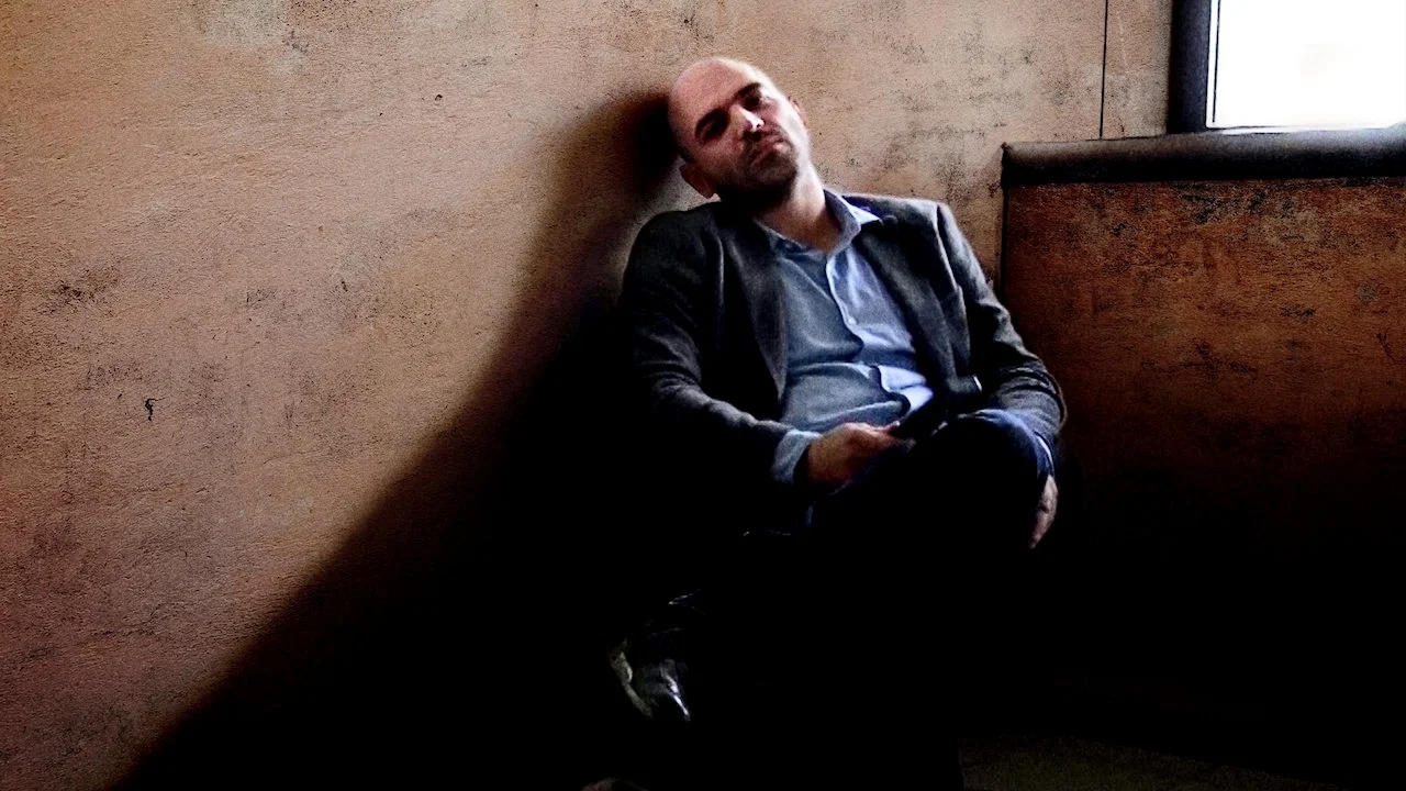 Roberto Saviano: uno scrittore sotto scorta - 剧照