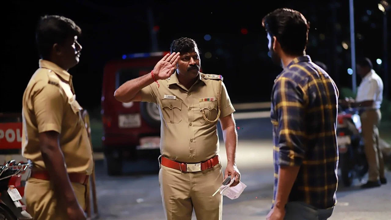 காவல்துறை உங்கள் நண்பன் - 剧照