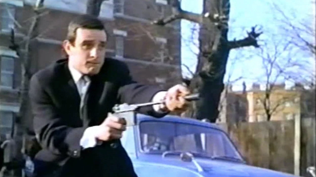 Licensed to Kill - 剧照