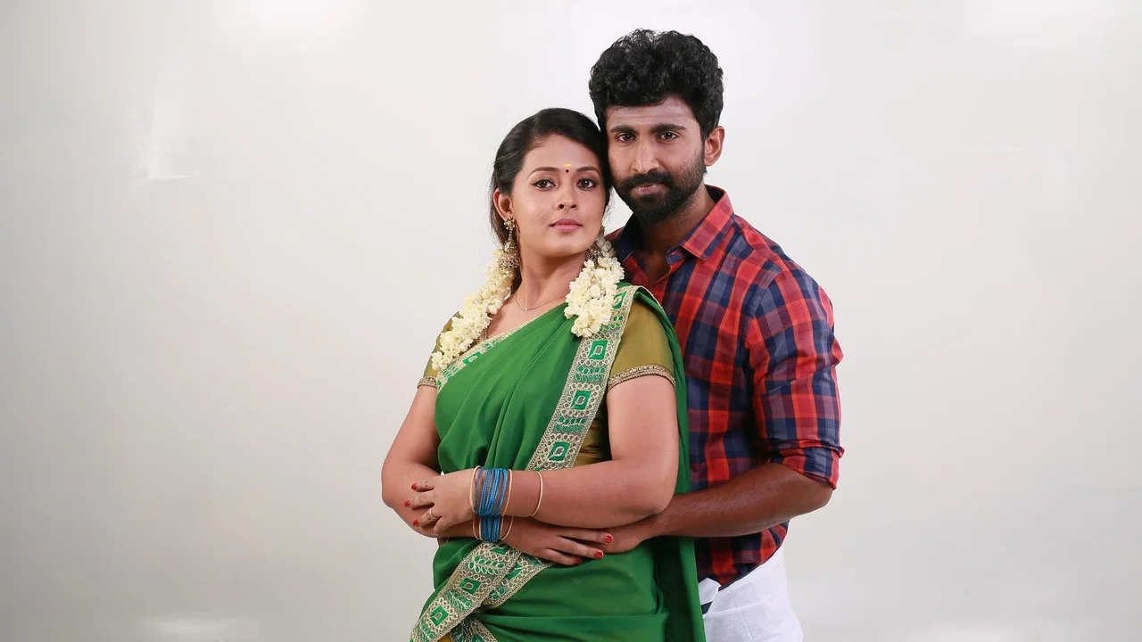Namma Oorukku Ennathan Achu - 剧照