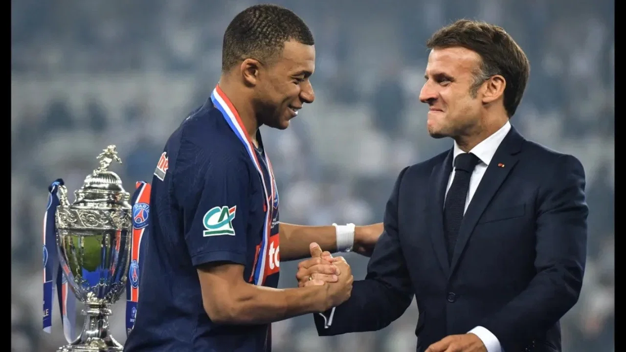 Mbapp&eacute;, la diplomatie du ballon rond - 剧照