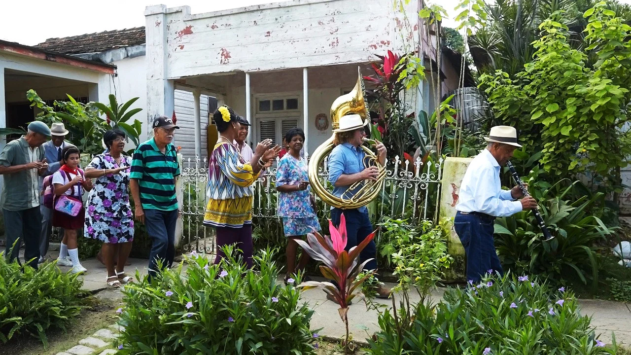 A Tuba To Cuba - 剧照