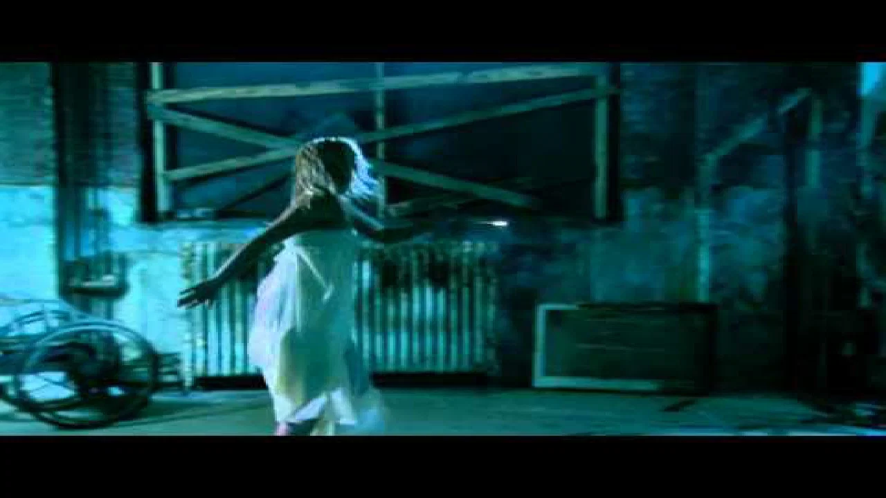 死亡隧道 - 剧照