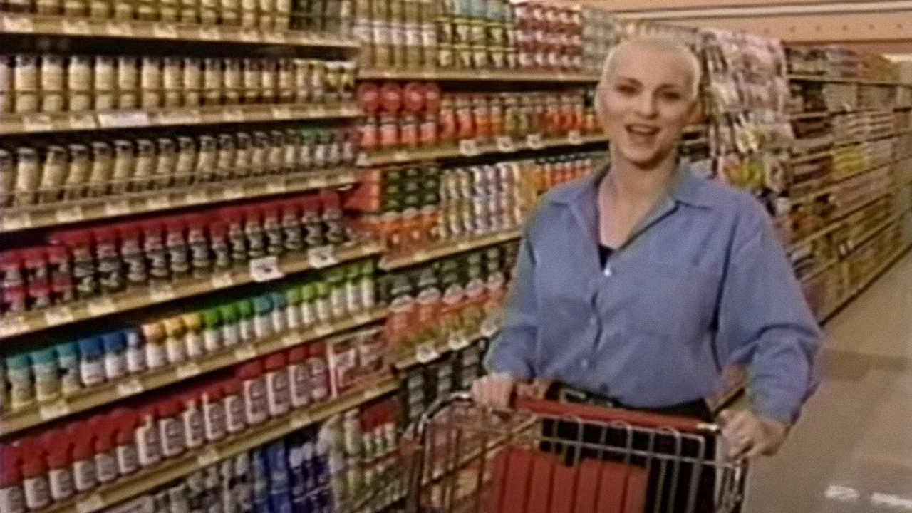 Shopping with Susan - 剧照