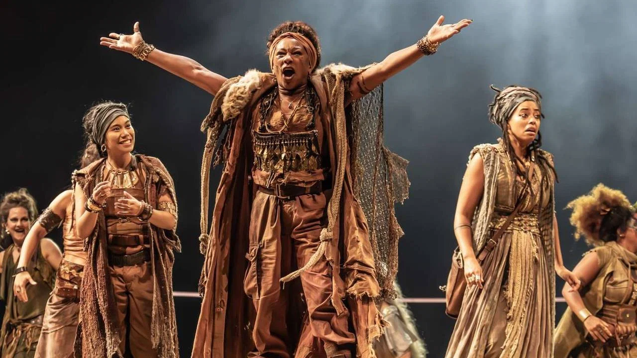 National Theatre Live: Bacchae - 剧照