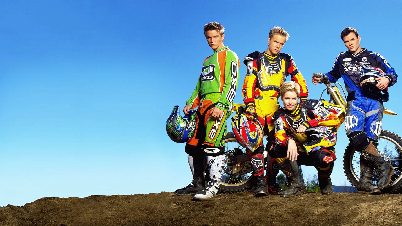 Motocrossed! - 剧照