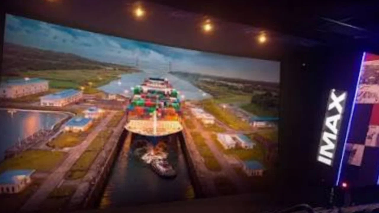 Panama Canal: A Land Divided ~ A World United - 剧照