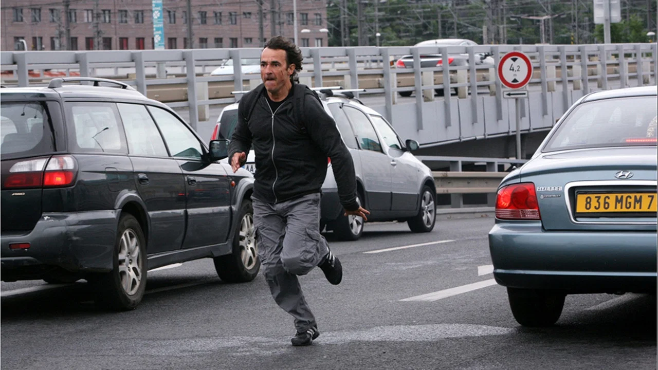猎物 - 剧照