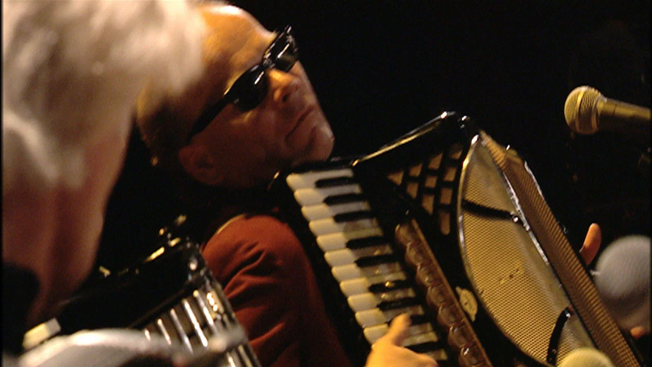 Accordion Tribe: Music Travels - 剧照