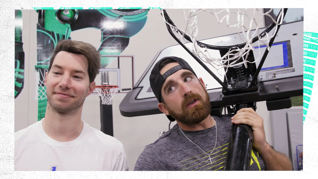 Dude Perfect Trick Shots: Untold Stories - 剧照