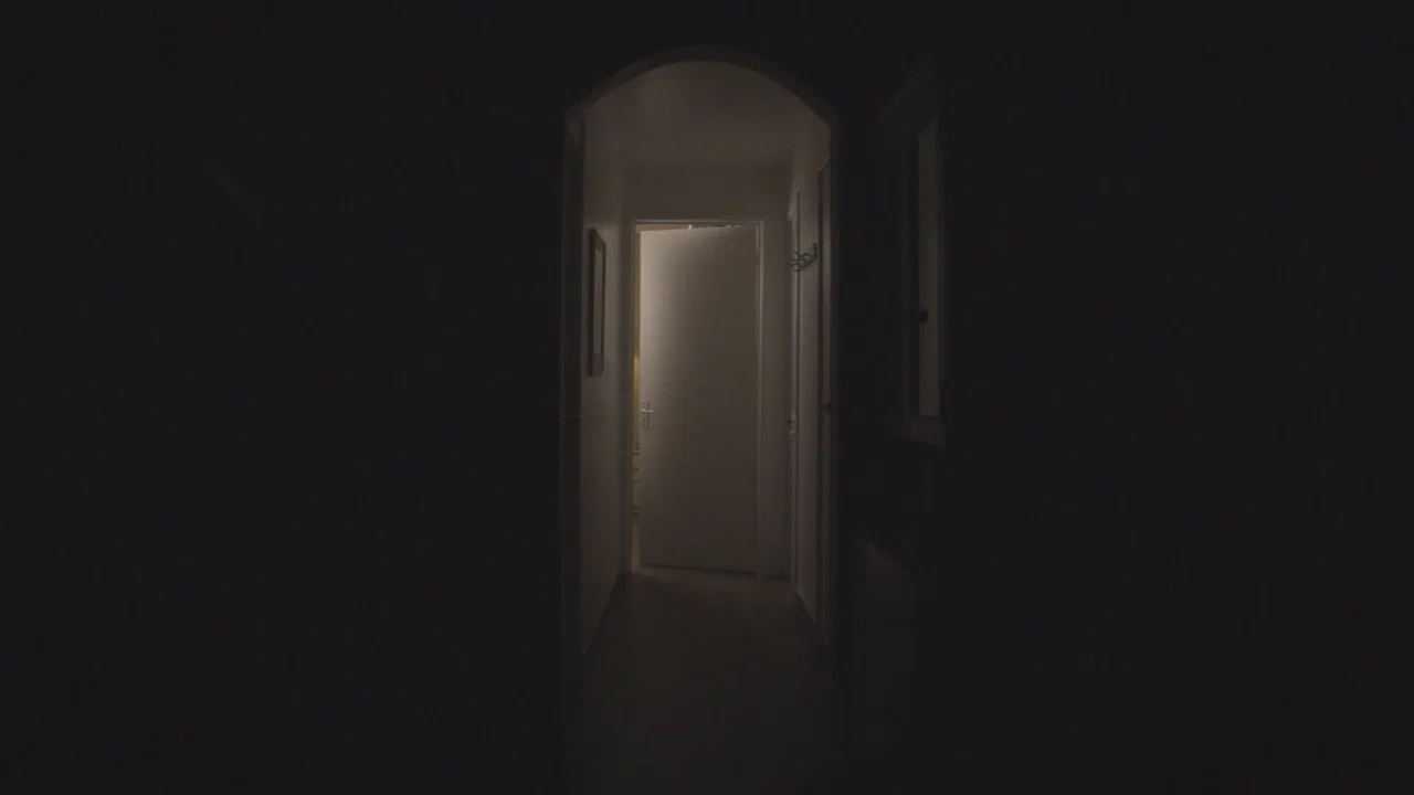 UN INVITADO NO TOCA A LA PUERTA - 剧照