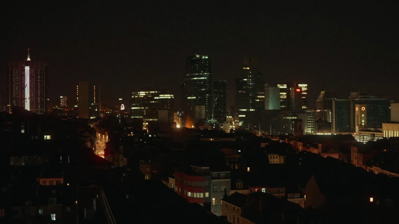 The Divinity of a City - 剧照