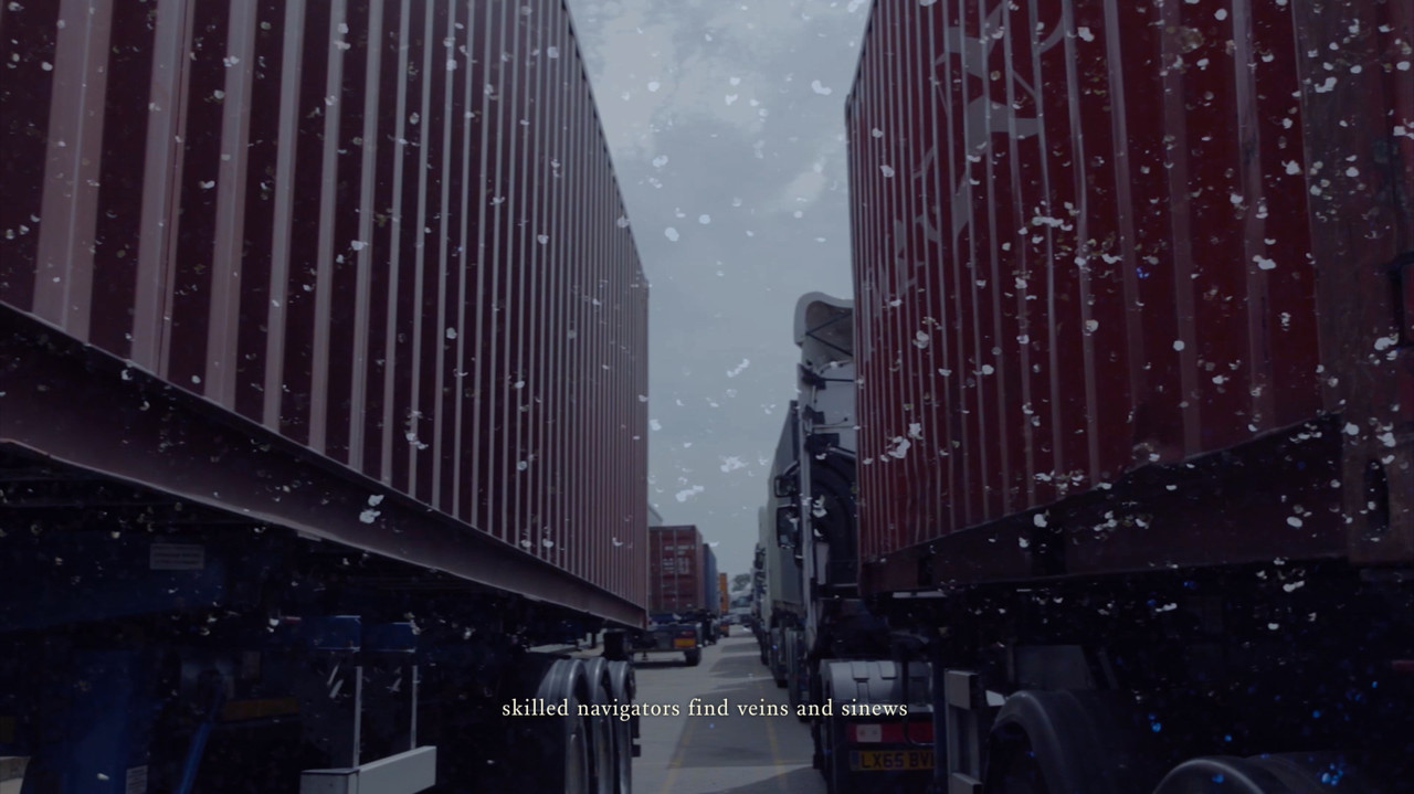 AAA Cargo - 剧照