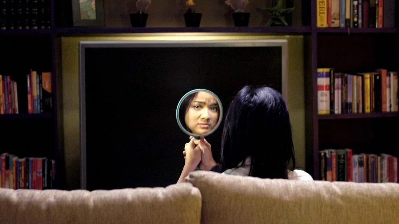 Mirror - 剧照