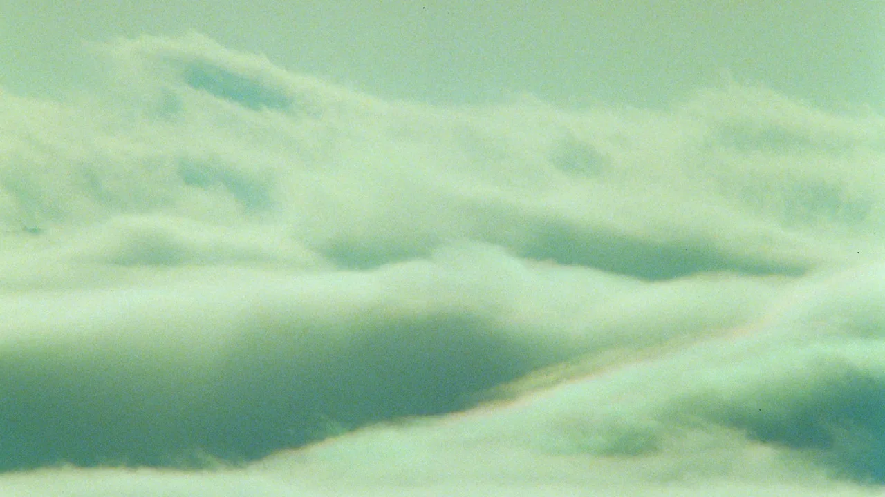 The Long Rainbow - 剧照