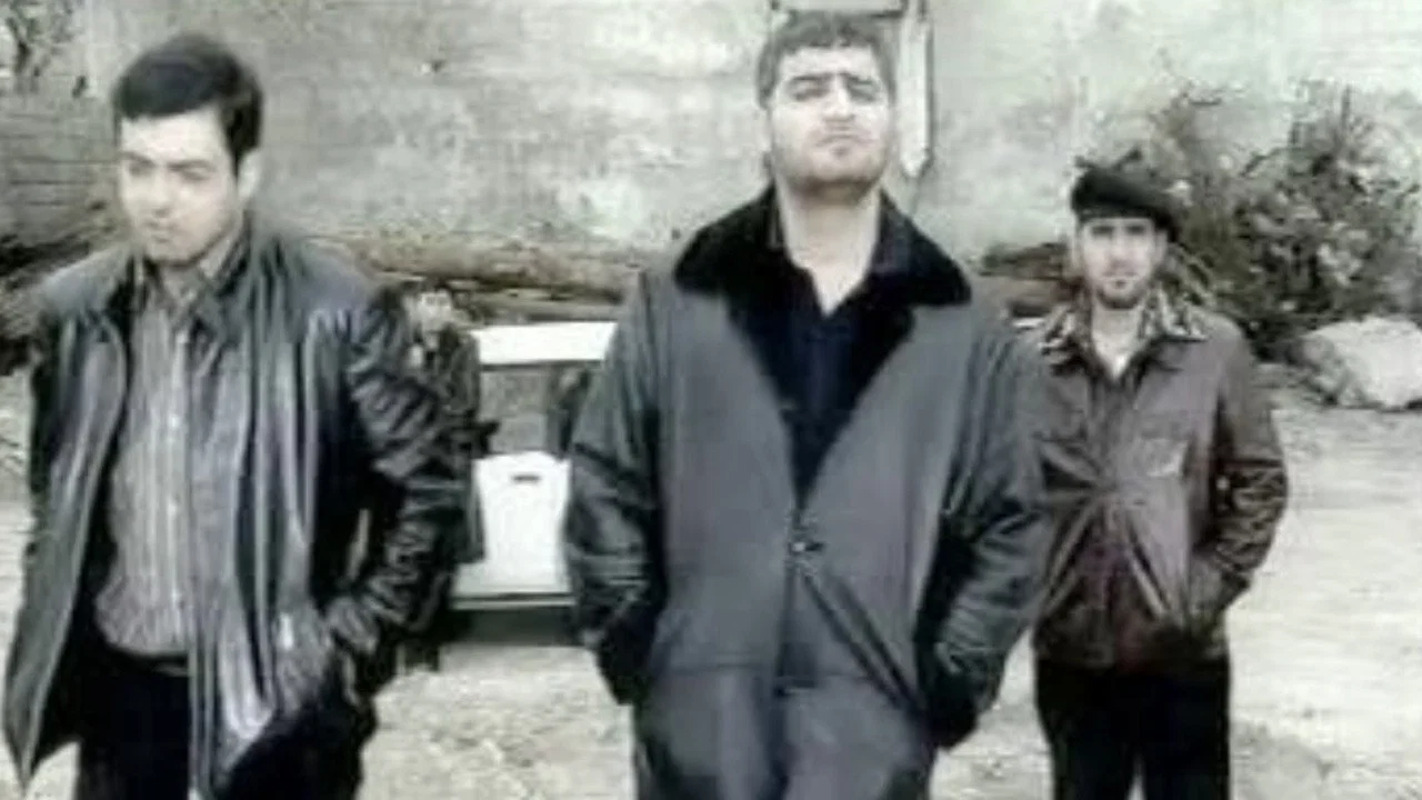 Sirat k&ouml;rp&uuml;s&uuml; - 剧照