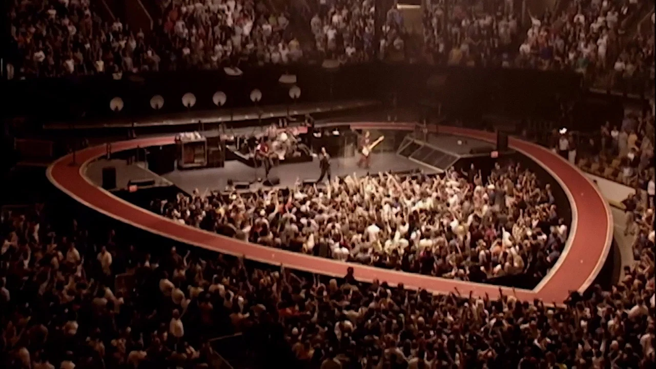 U2: Elevation 2001 - Live from Boston - 剧照
