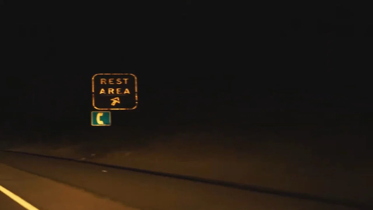 Rest Stop - 剧照