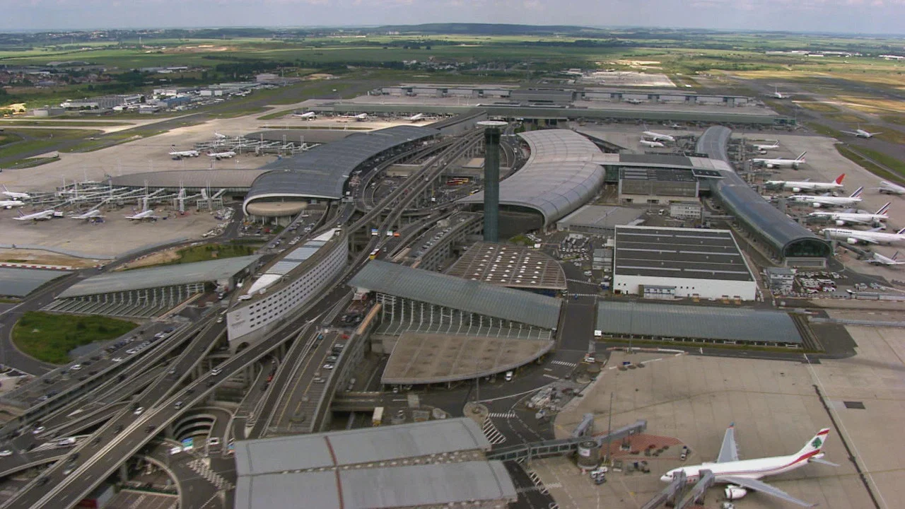 Paris-Charles-de-Gaulle : A&eacute;roport du futur - 剧照