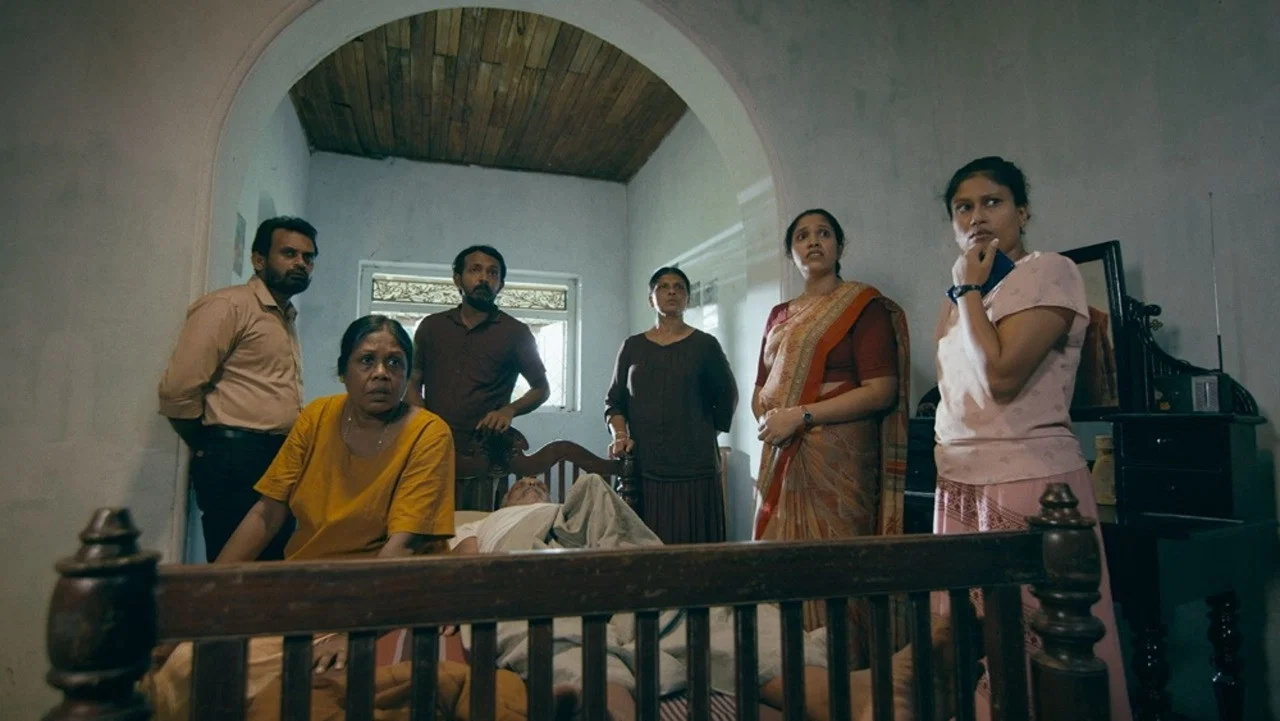 Nelum Kuluna (නෙළුම් කුළුණ) - 剧照
