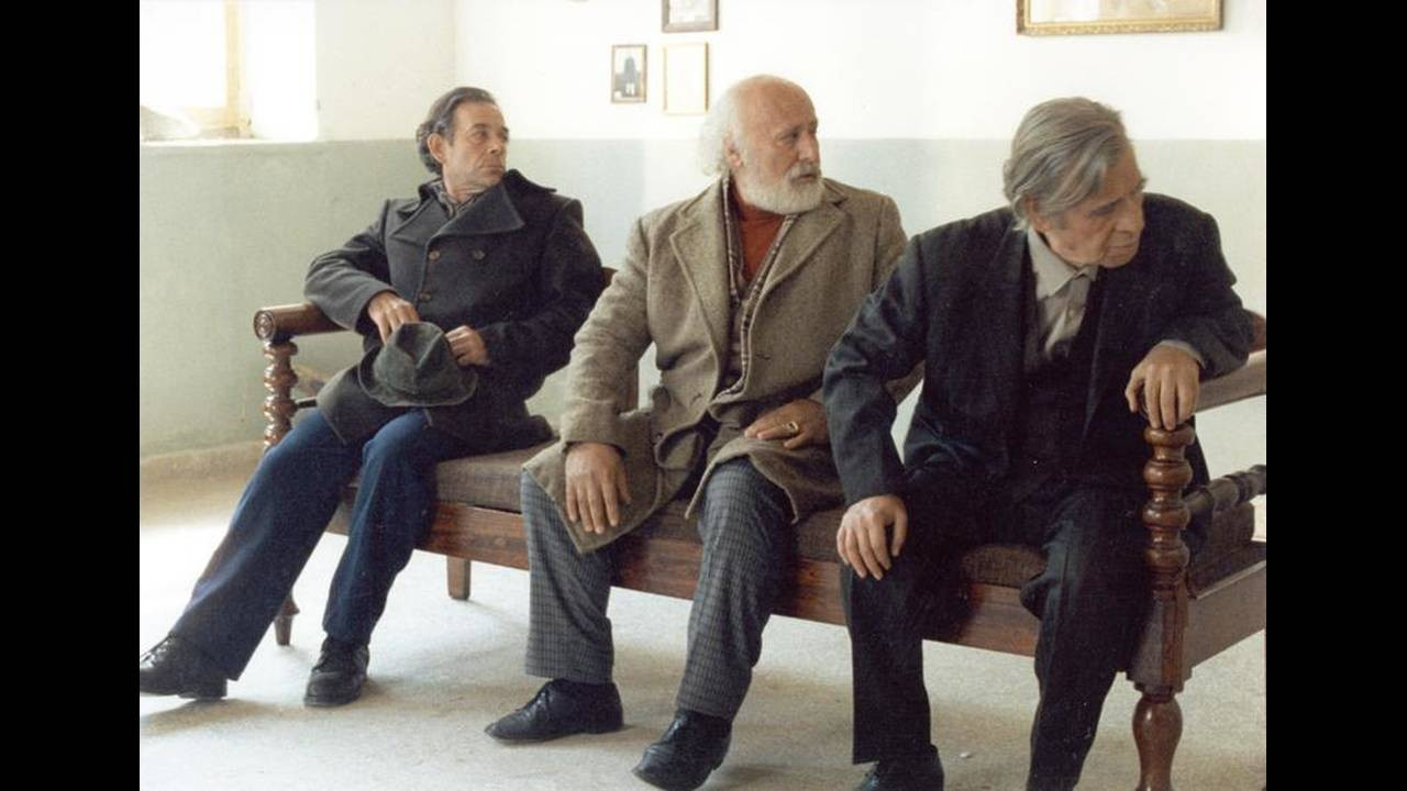&Tau;&alpha; &pi;&alpha;&iota;&delta;&iota;ά &tau;&eta;&sigmaf; &Chi;&epsilon;&lambda;&iota;&delta;ό&nu;&alpha;&sigmaf; - 剧照