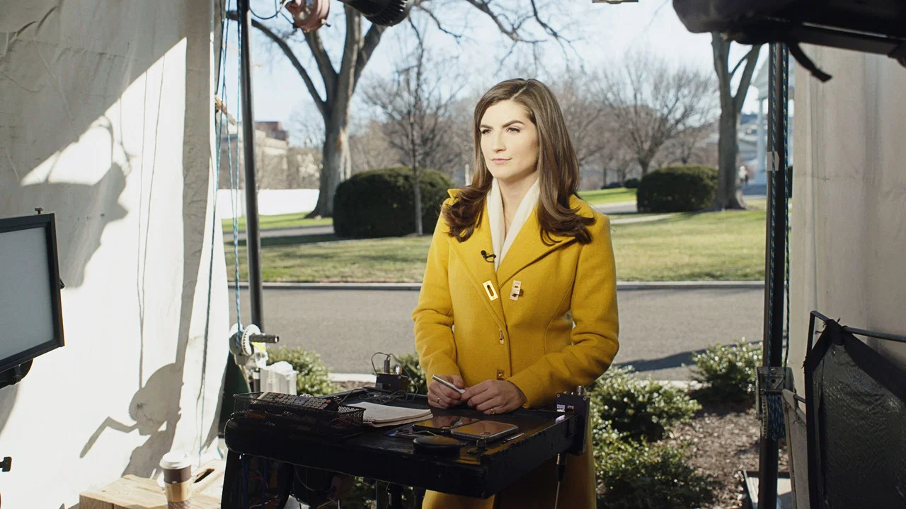 On the Trail: Inside the 2020 Primaries - 剧照
