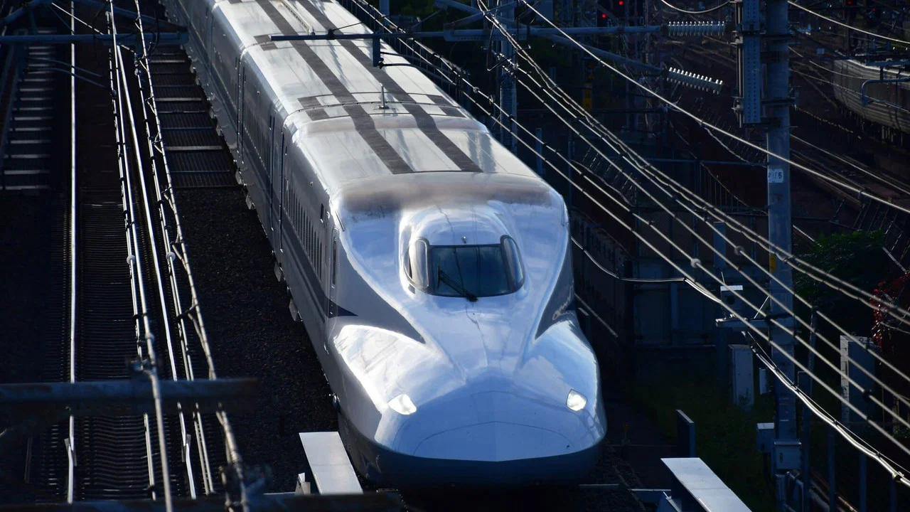 Hakata Station in Japan - Highspeed, Luxus, Hoeflichkeit - 剧照