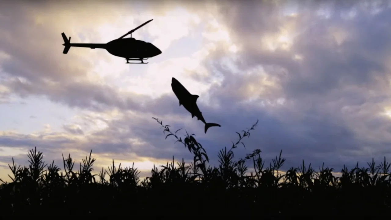 Sharks of the Corn - 剧照