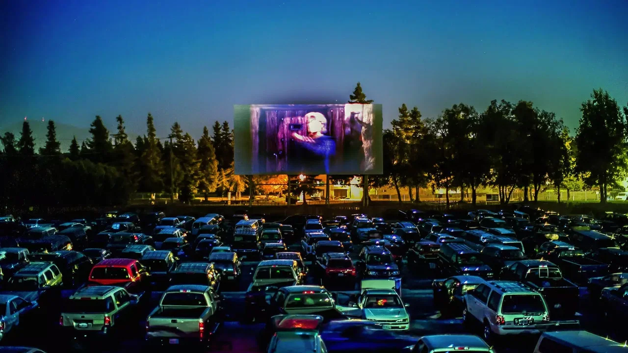 At the Drive-In - 剧照