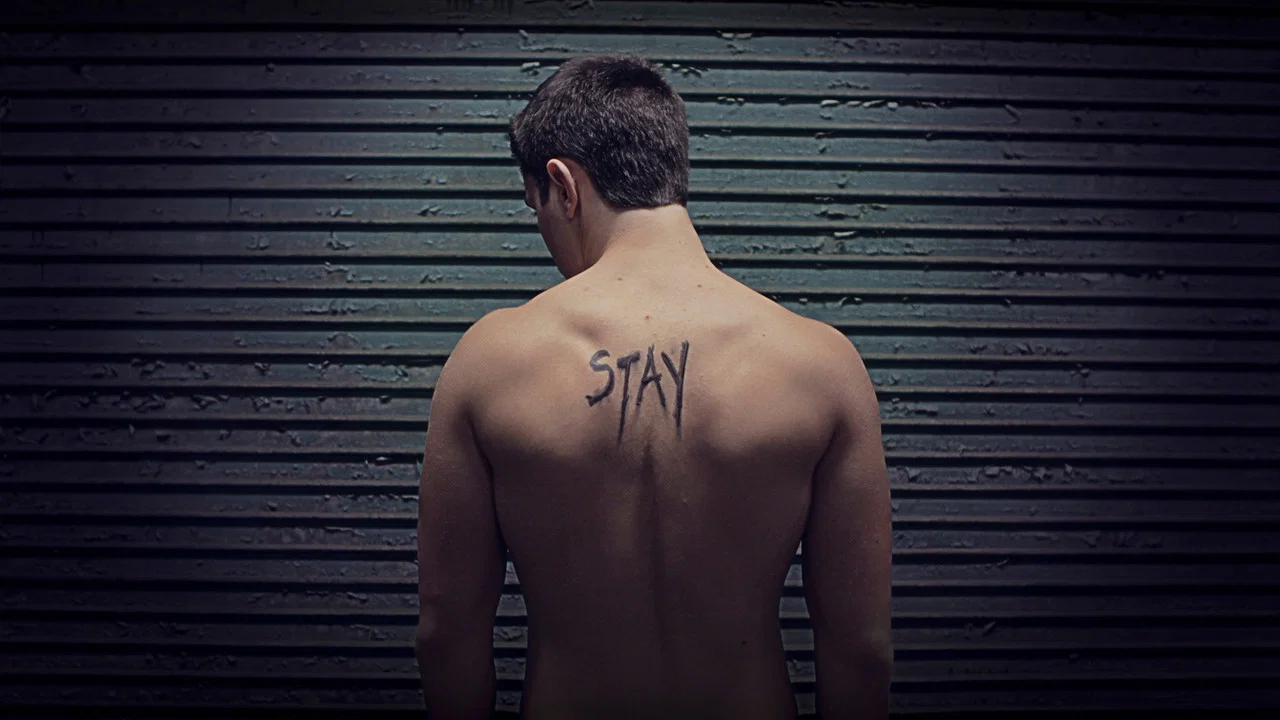 Stay - 剧照