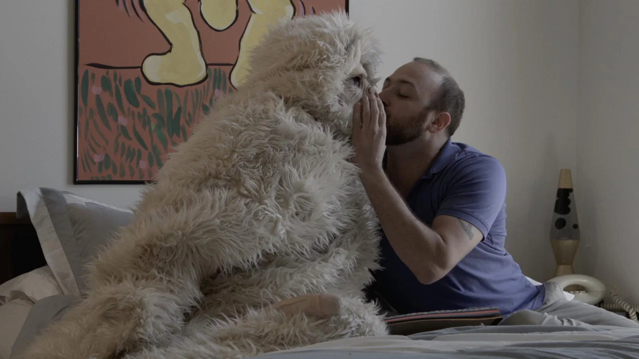 Yeti: A Love Story - 剧照
