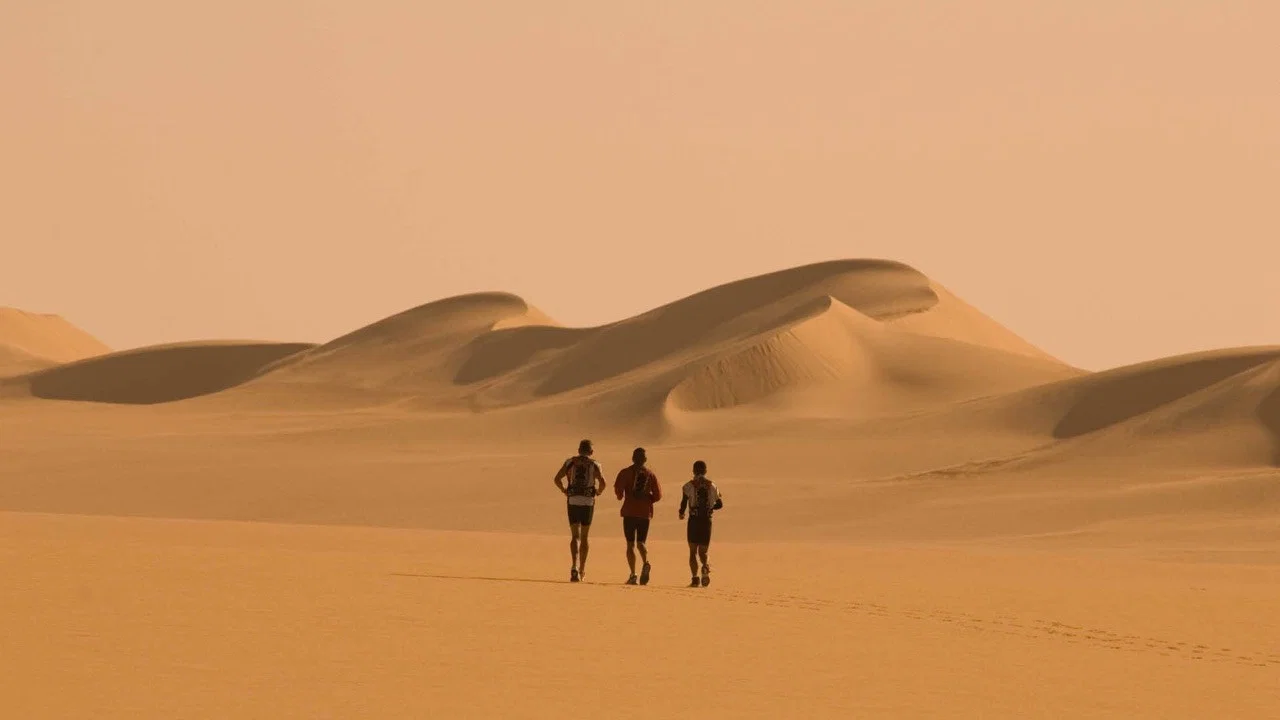 Running the Sahara - 剧照